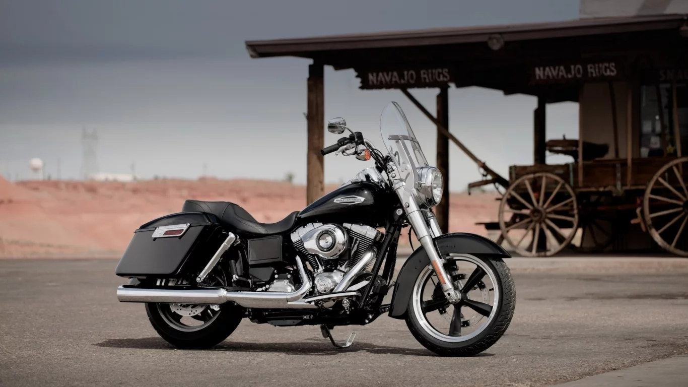 харлей-дэвидсон, крыша, чёрный, dyna switchback, дюна свитчбэк, круизер, колёса, мотоцикл, байк, harley-davidson