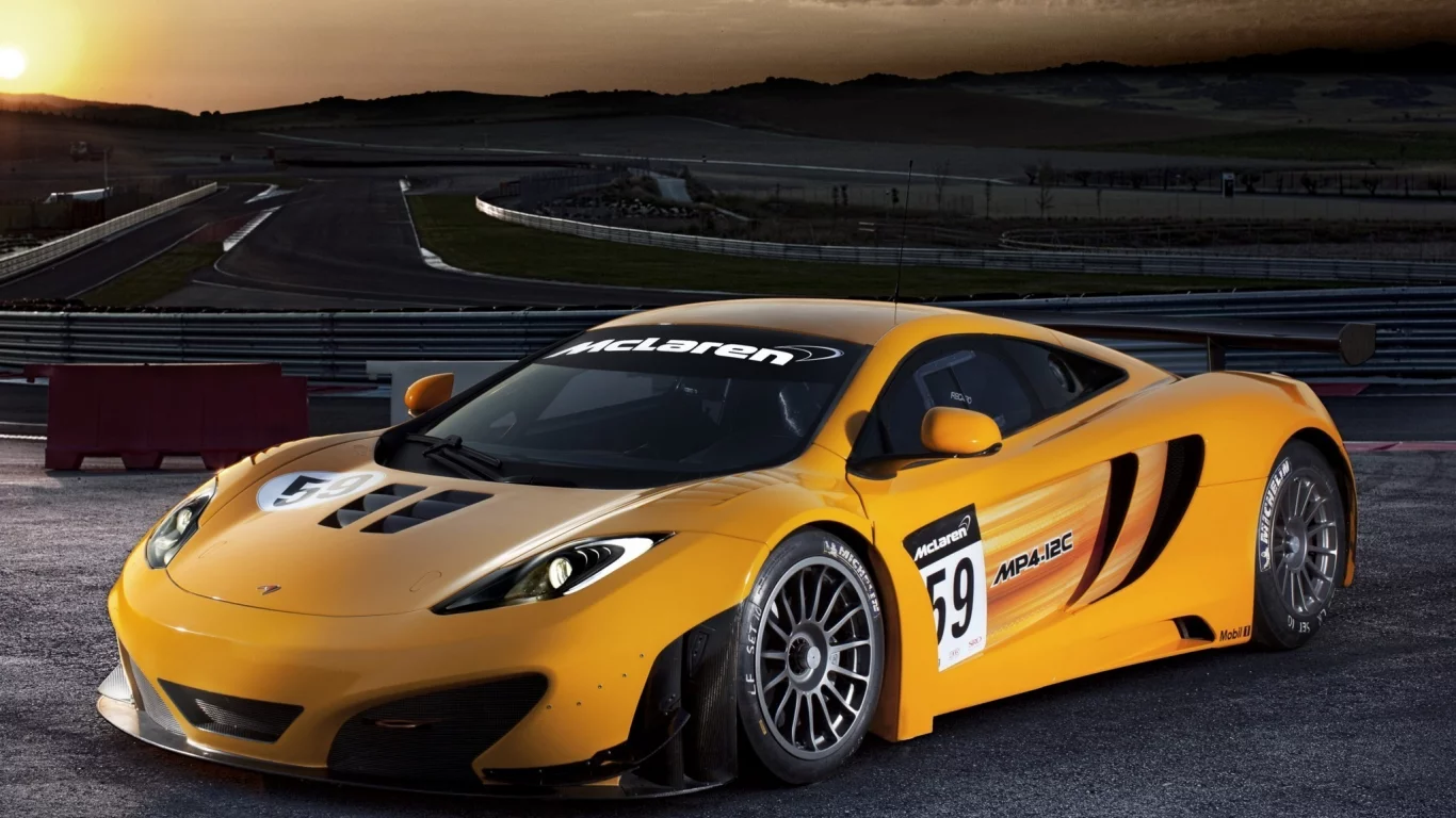 макларен, небо, гт3, гоночный трек, mclaren, gt3, желтый, облака, закат, mp4-12c, солнце