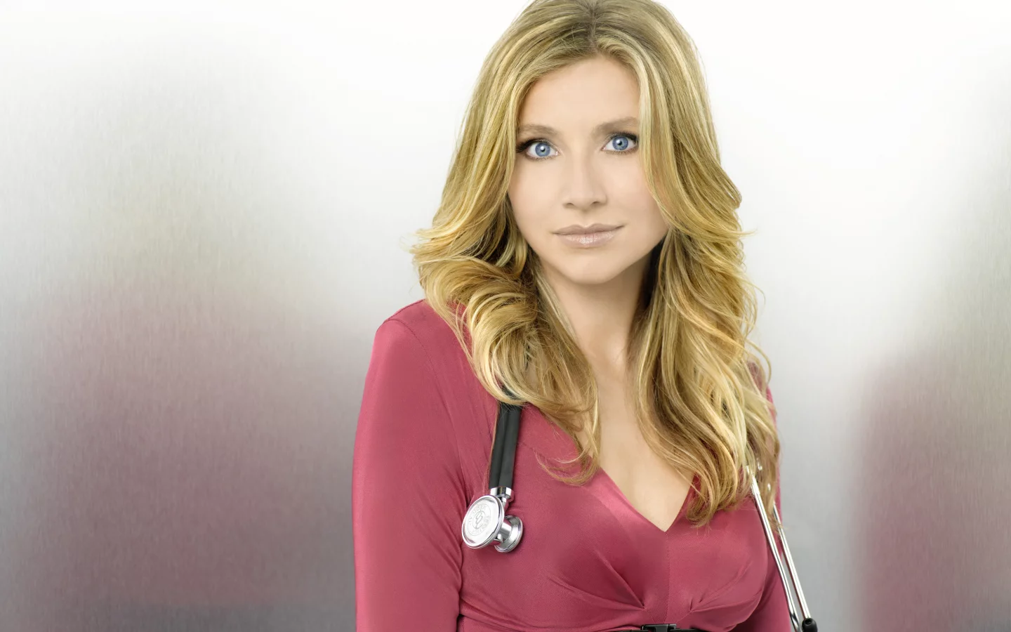 стетоскоп, sarah chalke, сара чок