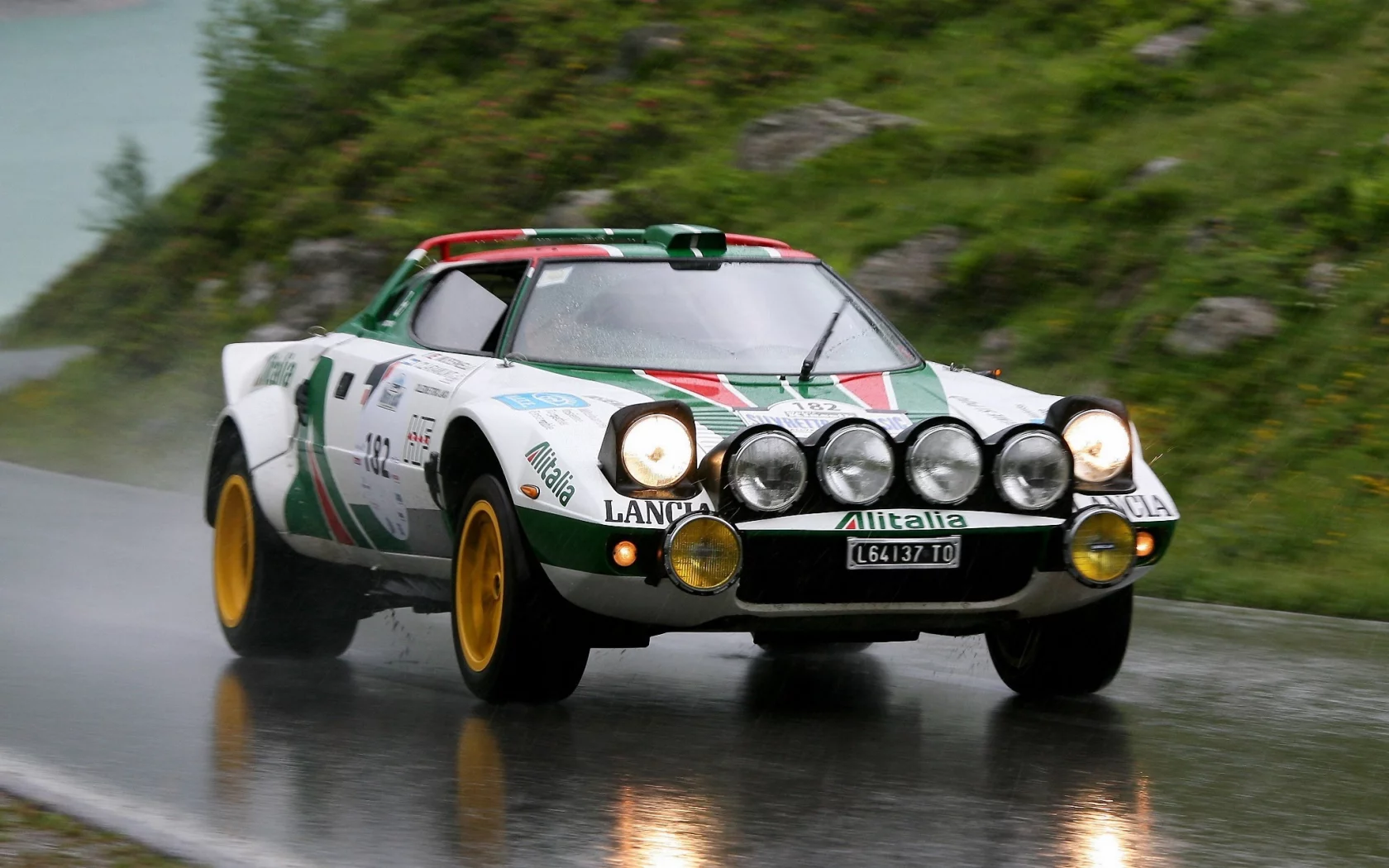 car, дождь, легенда автоспорта, lancia, rally, stratos, дорога