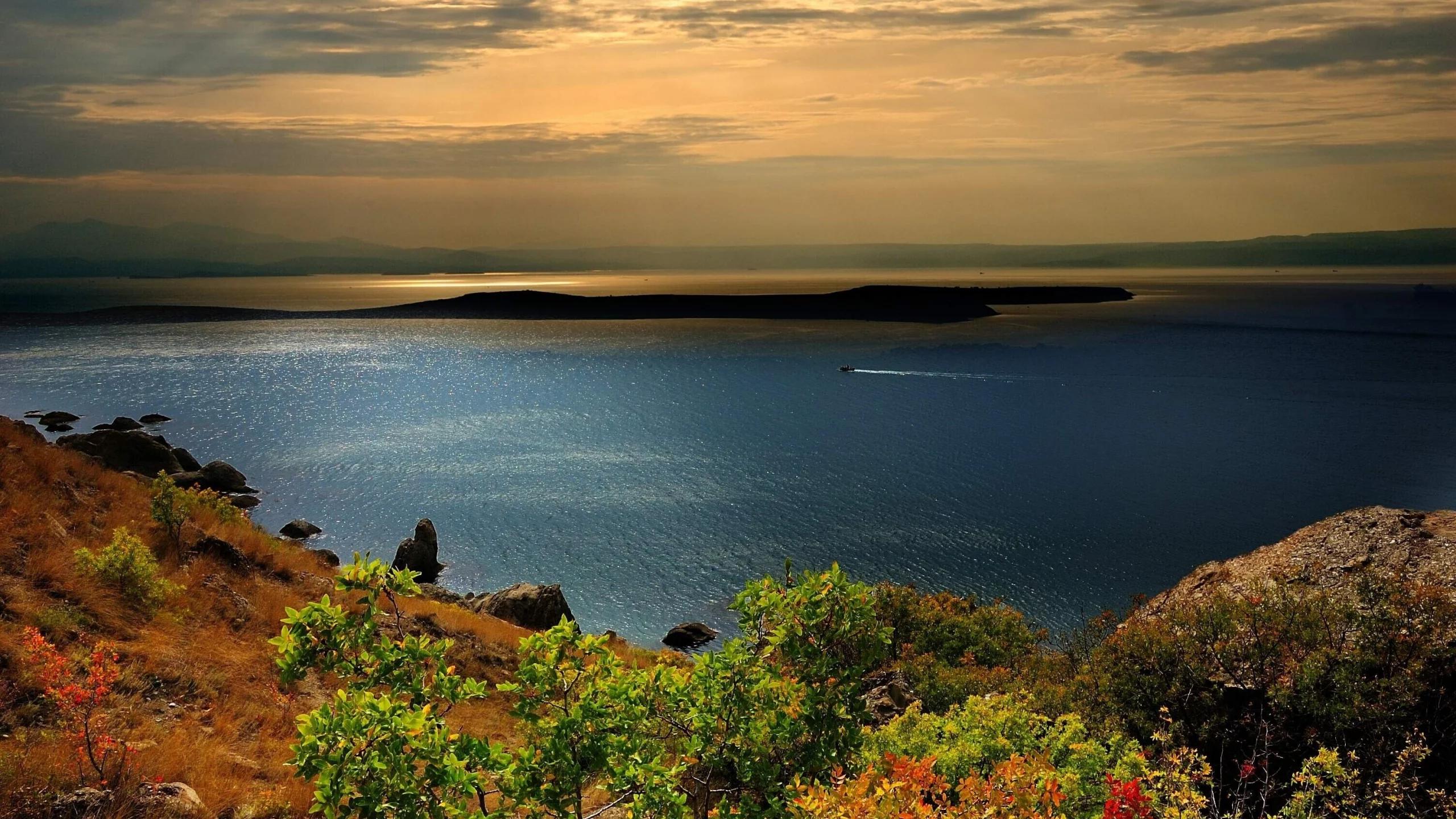 черное, море, крым, горы, лодка, кусты, камни