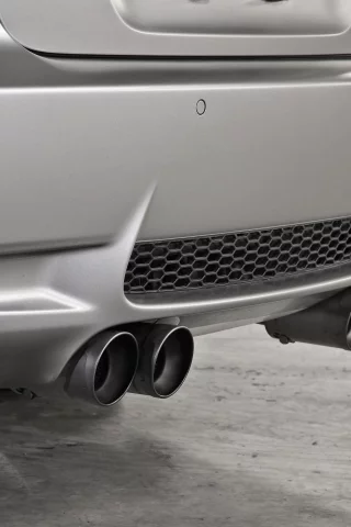 бампер, труба, выхлоп, bmw m3, черно-белый