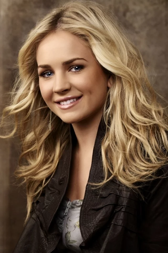 улыбка, девушка, глаза, britt robertson, волосы, актриса, модель, лицо