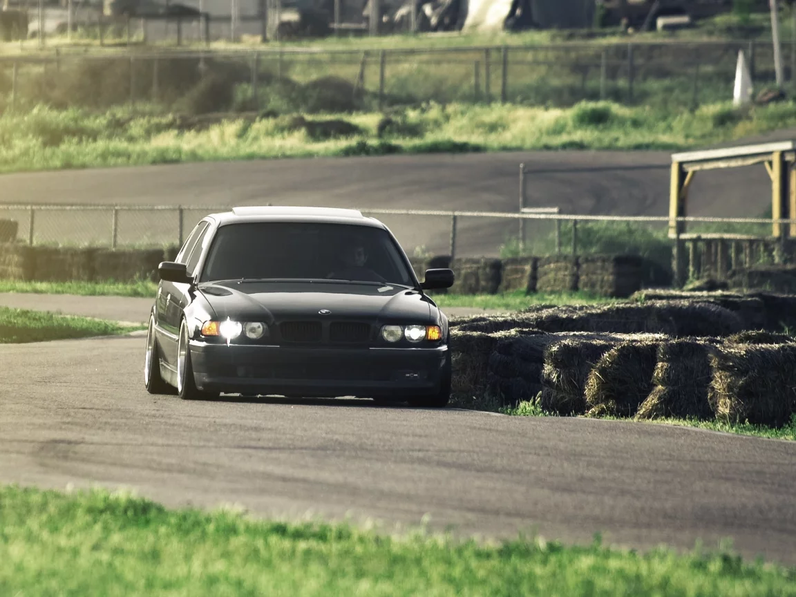 dylan leff, bmw 740, тюнинг, bumer, e38, бумер, тест драйв, семёрка