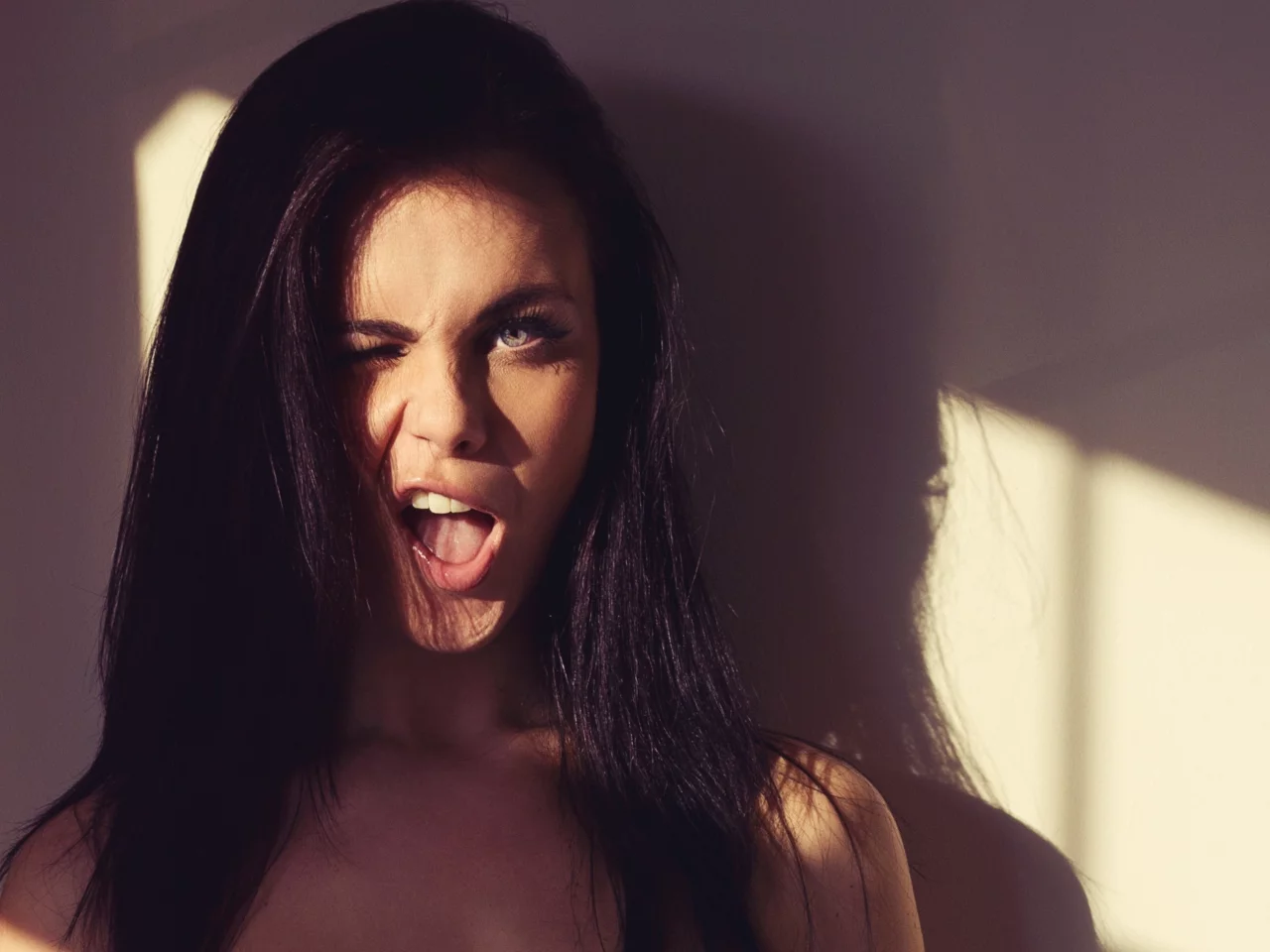emma glover, девушка, эмоции