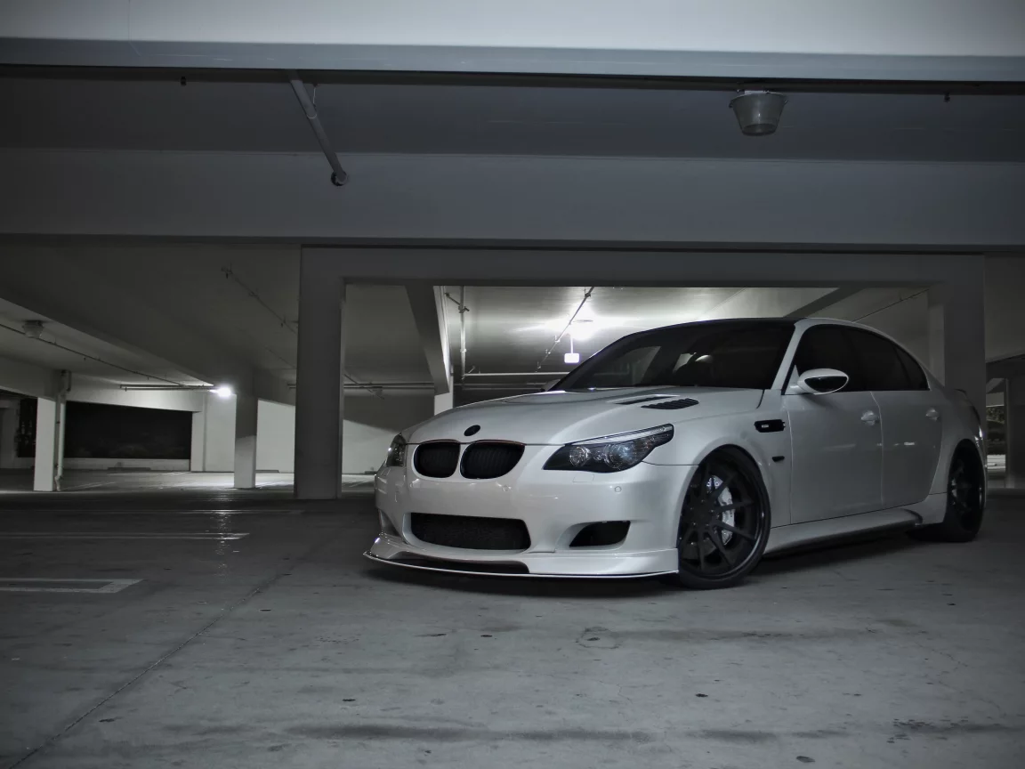 белый, e60, m5, лампы, bmw, white, парковка, вид спереди, бмв
