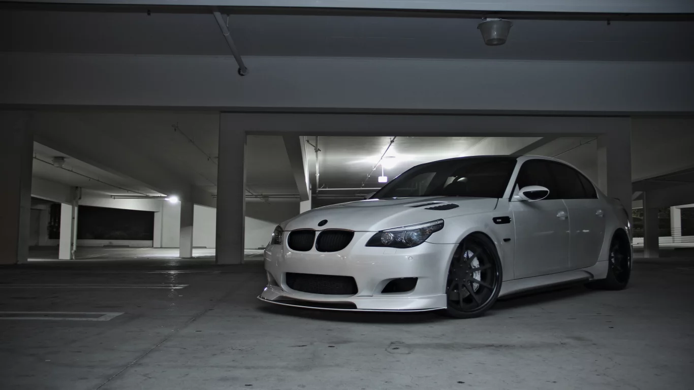 белый, e60, m5, лампы, bmw, white, парковка, вид спереди, бмв