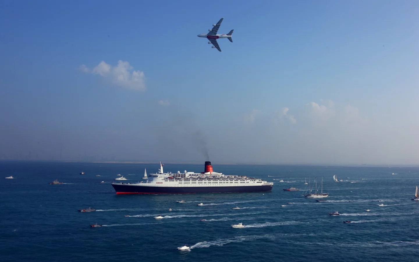 queen elizabeth, airbus, a380, авиалайнер, 2, emirates airline, самолет