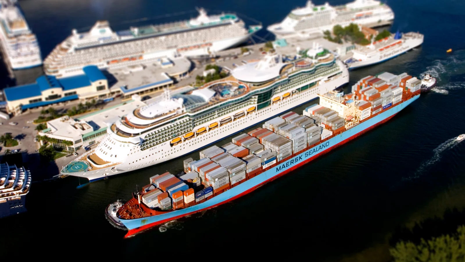 грузовое, пассажирское, maersk line, jewel of the seas, порт, судно