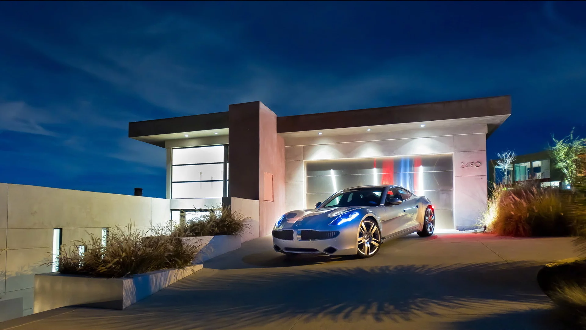 fisker karma, фискер карма, гараж, вечер