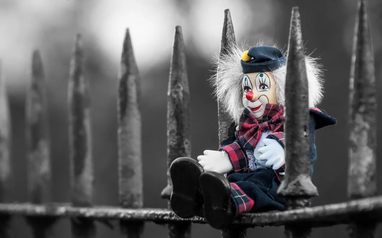 фон, игрушка, забор