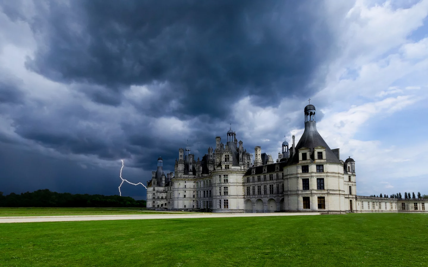 франция, chateau de chambord, шато шамбор, замок, тучи, france, небо