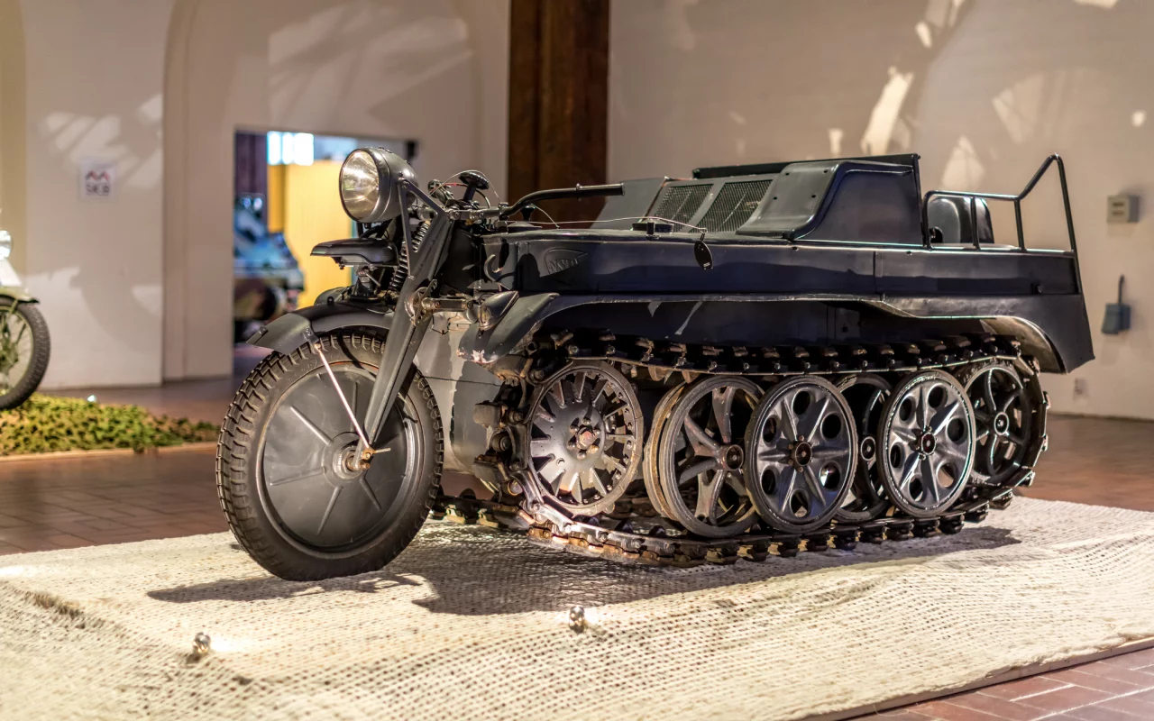 kettenkrad hk 101, sdkfz 2, германия, полугусеничный мотоцикл
