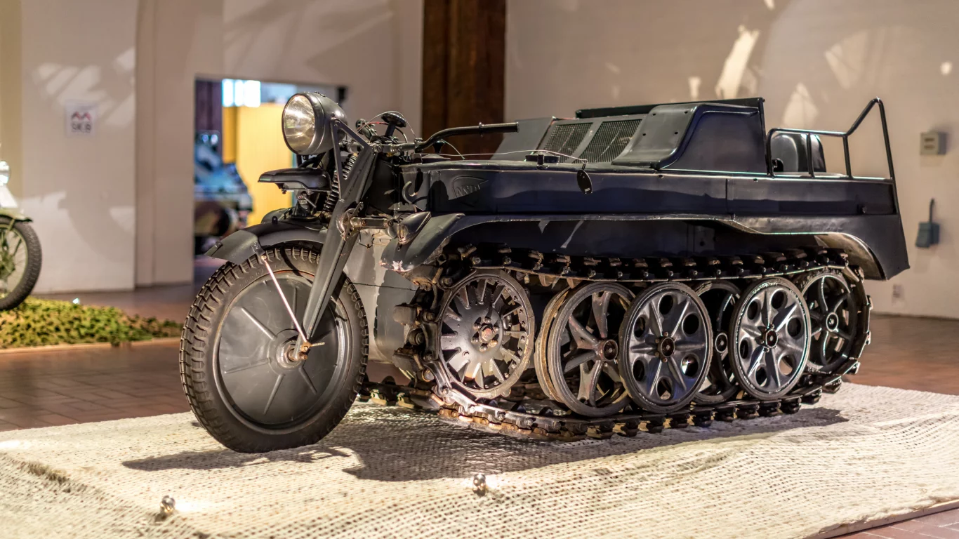 kettenkrad hk 101, sdkfz 2, германия, полугусеничный мотоцикл