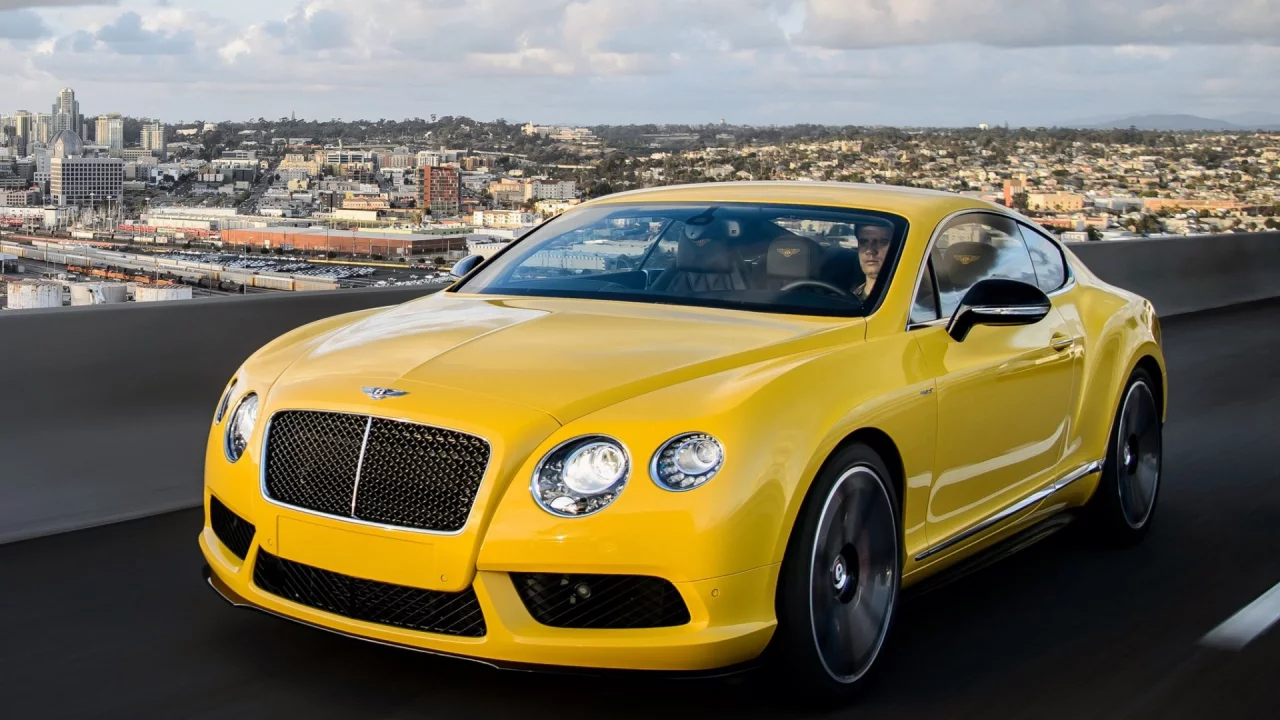 Bentley, жёлтый, дорога