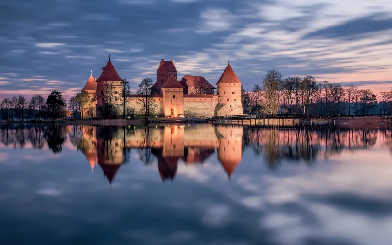 замок, литва, отражение, lithuania, озеро, тракай, закат, trakai