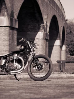 bobbersake v1, мост, стиль, мотоцикл, боббер, kawasaki w650, deusesmachina