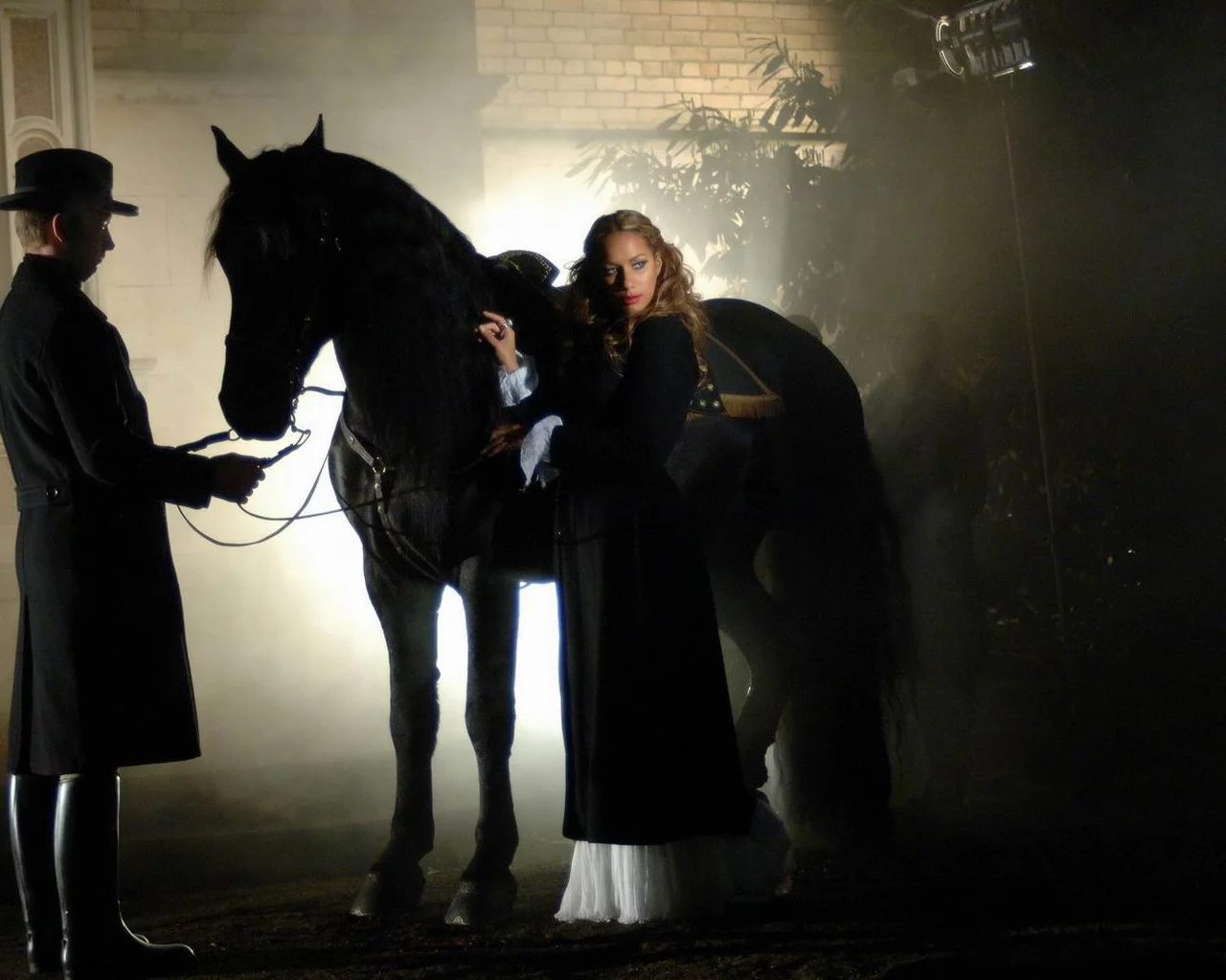leona lewis, тайна, конь