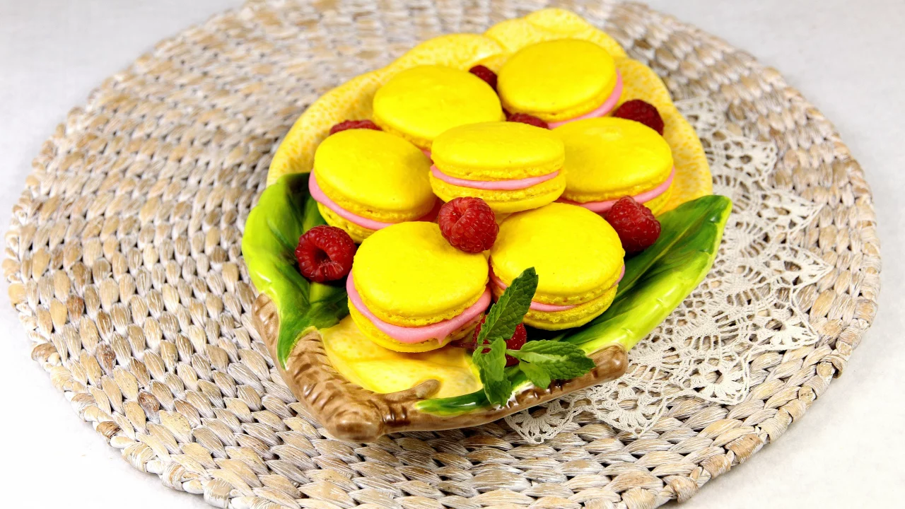 малина, макарун, желтый, еда, ягоды, розовый, macaron