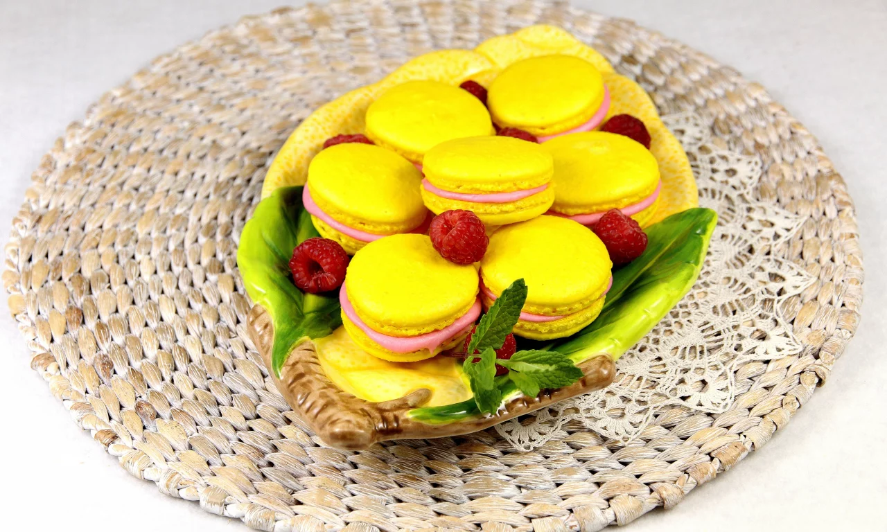 малина, макарун, желтый, еда, ягоды, розовый, macaron