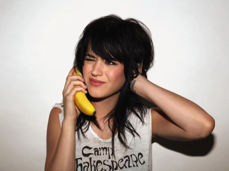 katy perry, банана, телефона