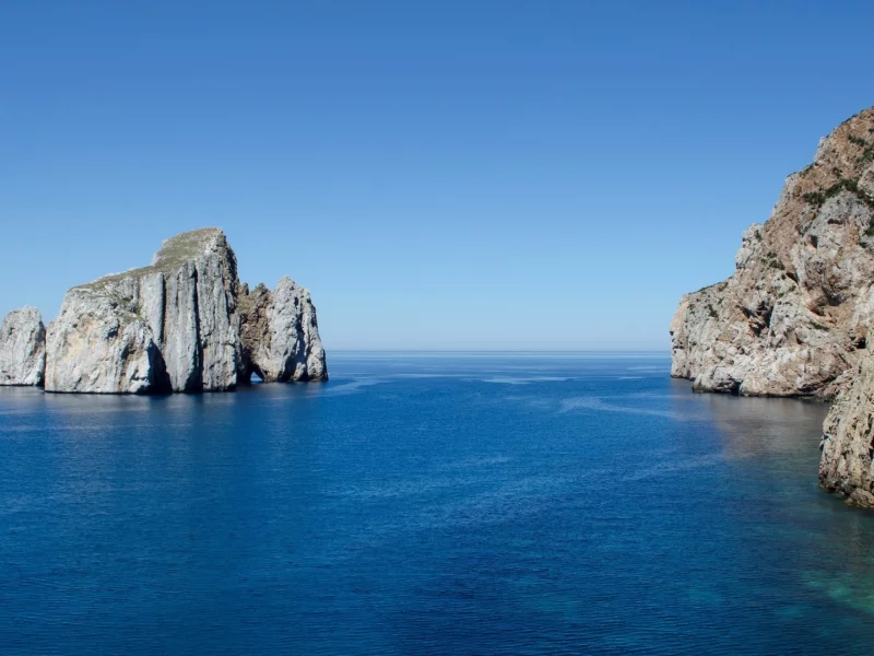 море, скалы