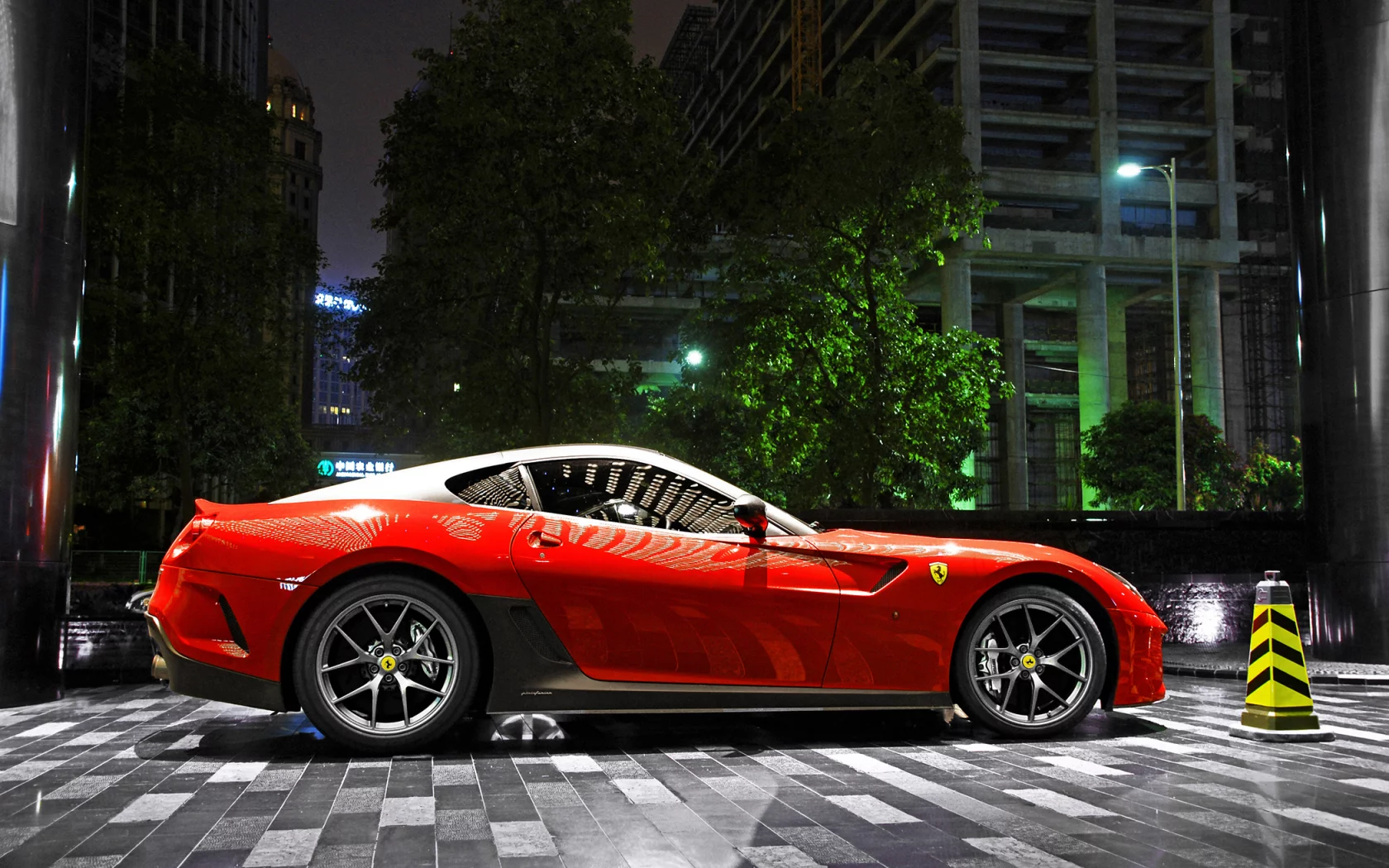 light, city, 599, building, night, ferrari, supercar, parking, gto, red