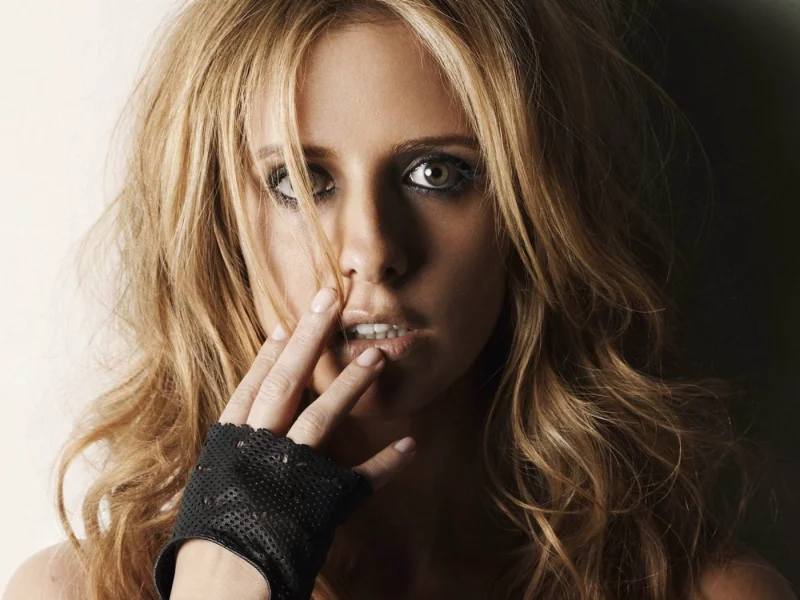 sarah michelle gellar, взгляд