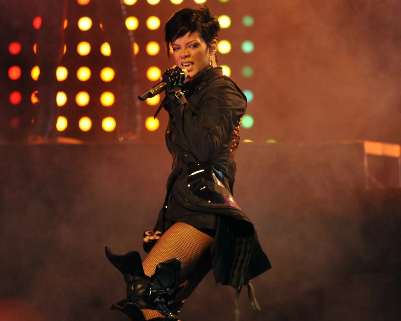 певица, микрофон, rihanna, концерт