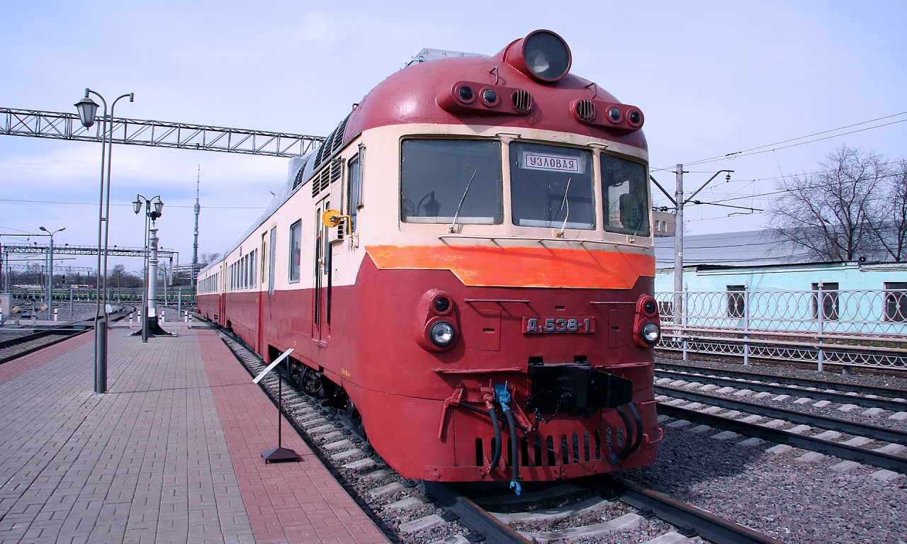 ЖД, дизель электропоезд, станция.