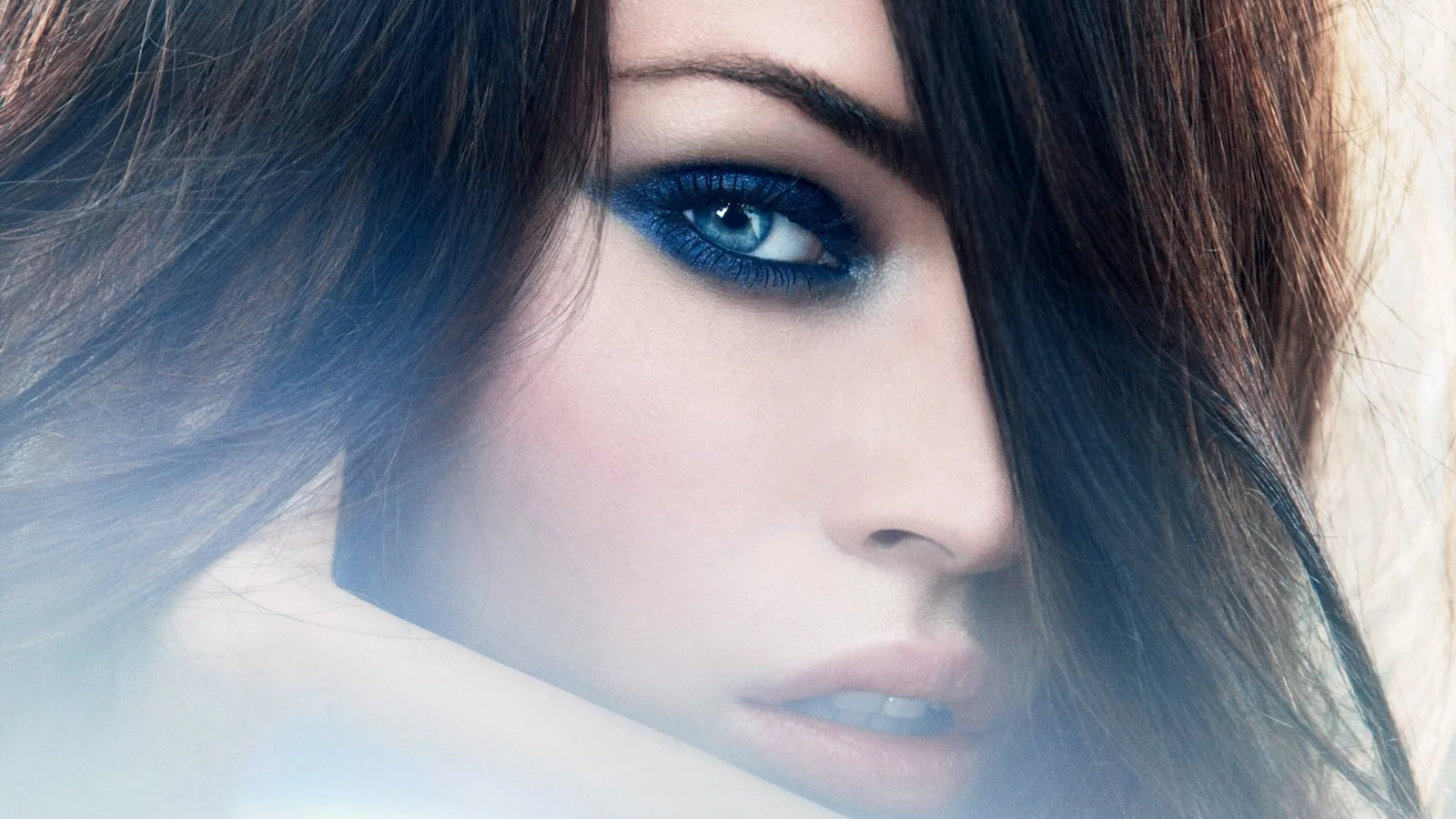 взгляд, megan fox, лицо, девушка, модель, актриса, волосы