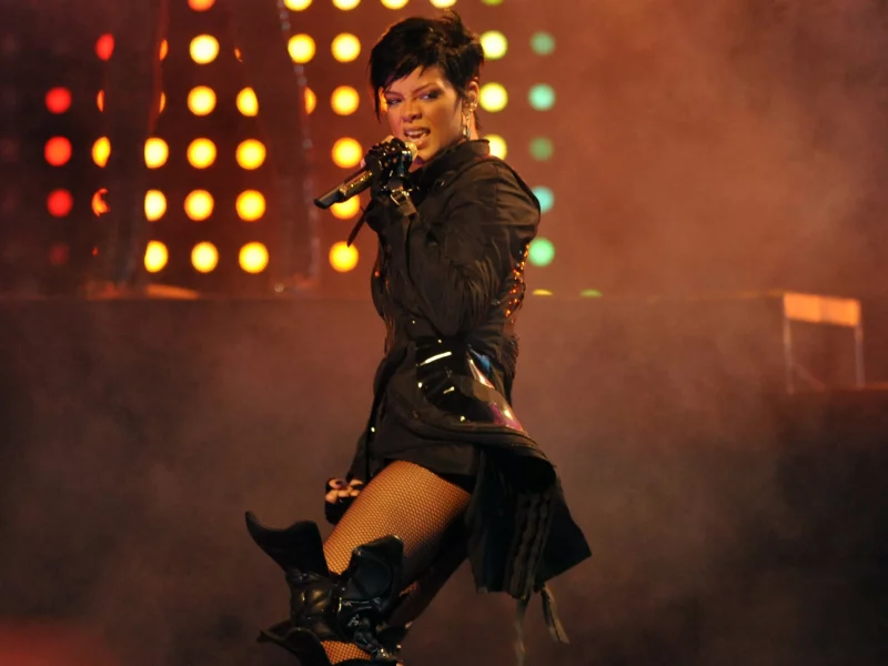 певица, микрофон, rihanna, концерт