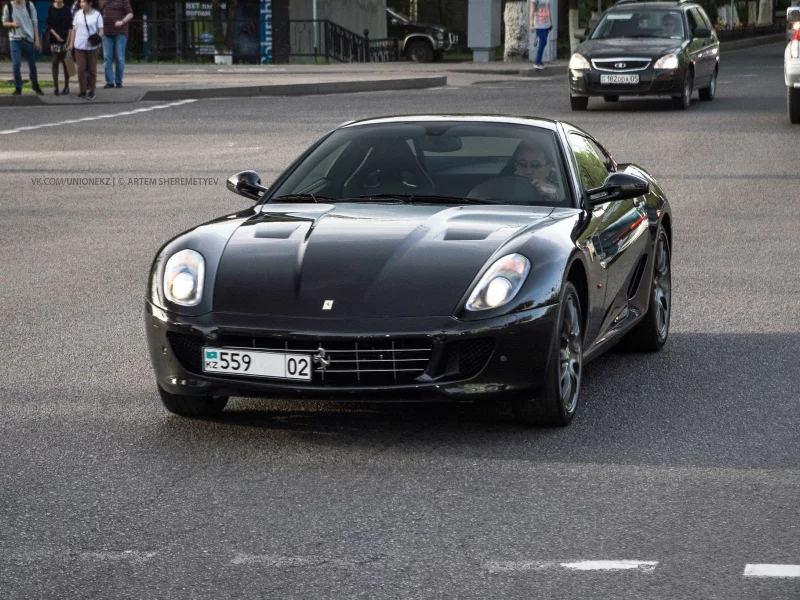 ferrari, almaty, казахстан
