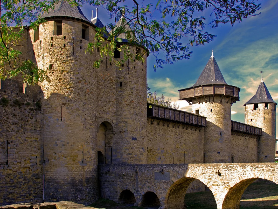 Каркасон, Лангедок-Руссильон, Франция, крепость, замок, небо, мост, Carcassonne, France, castle