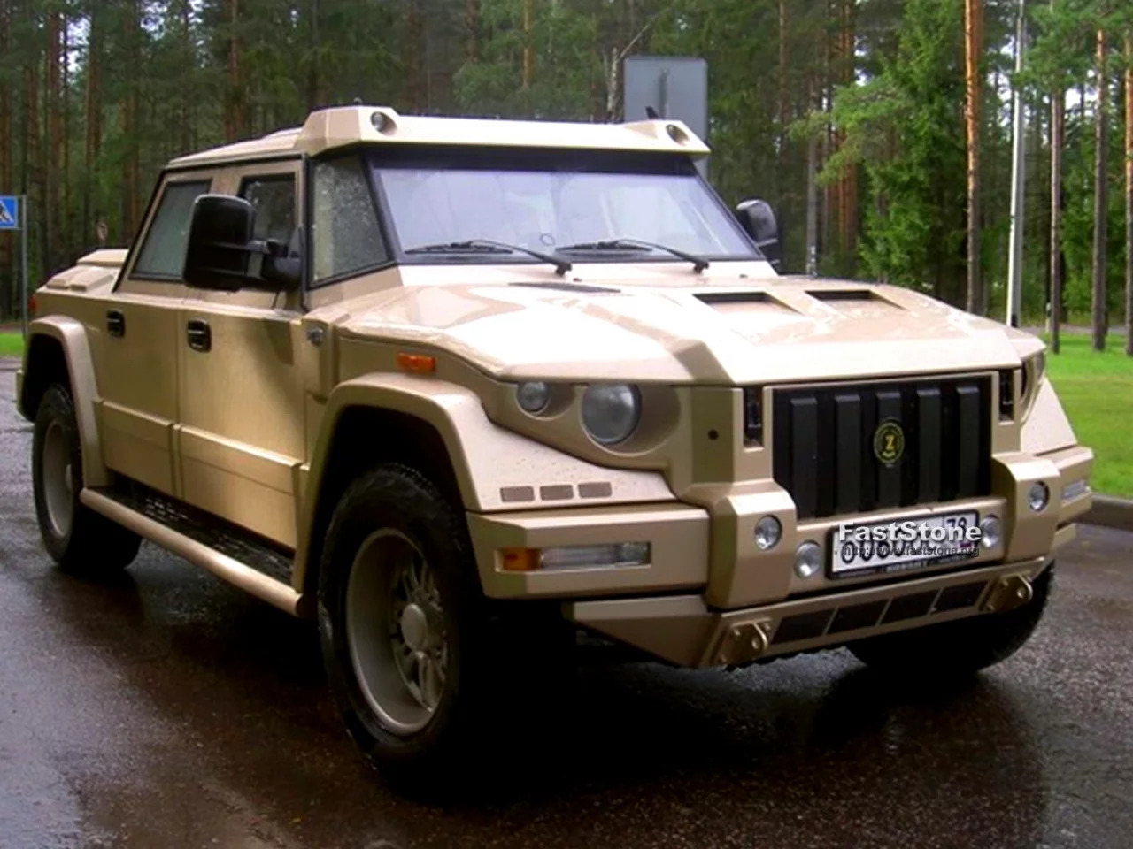 Бронемобиль, внедорожник, Kombat T98