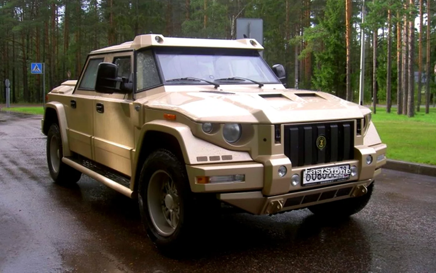 Бронемобиль, внедорожник, Kombat T98