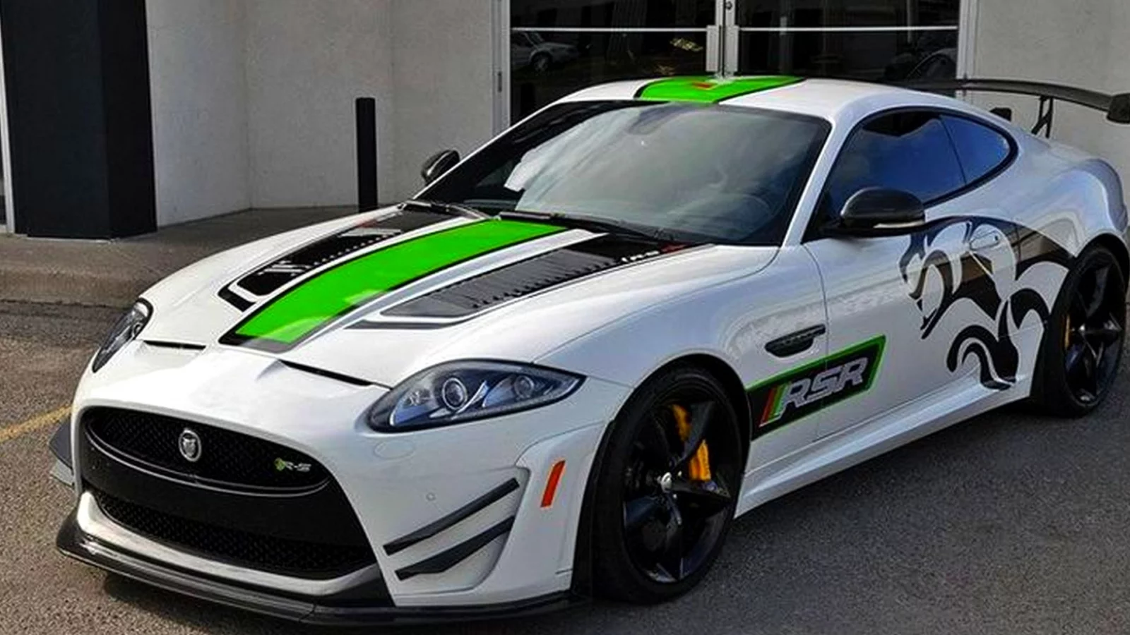 спорткар, тюнинг, Jaguar XKR-S GT