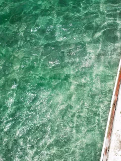 вода, девушка, загорает