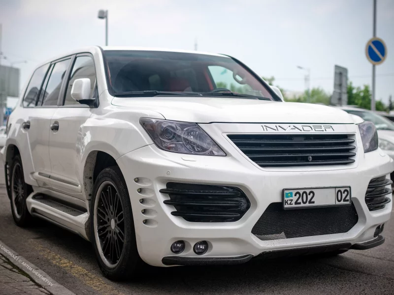 Lexus Invader L60, Алматы
