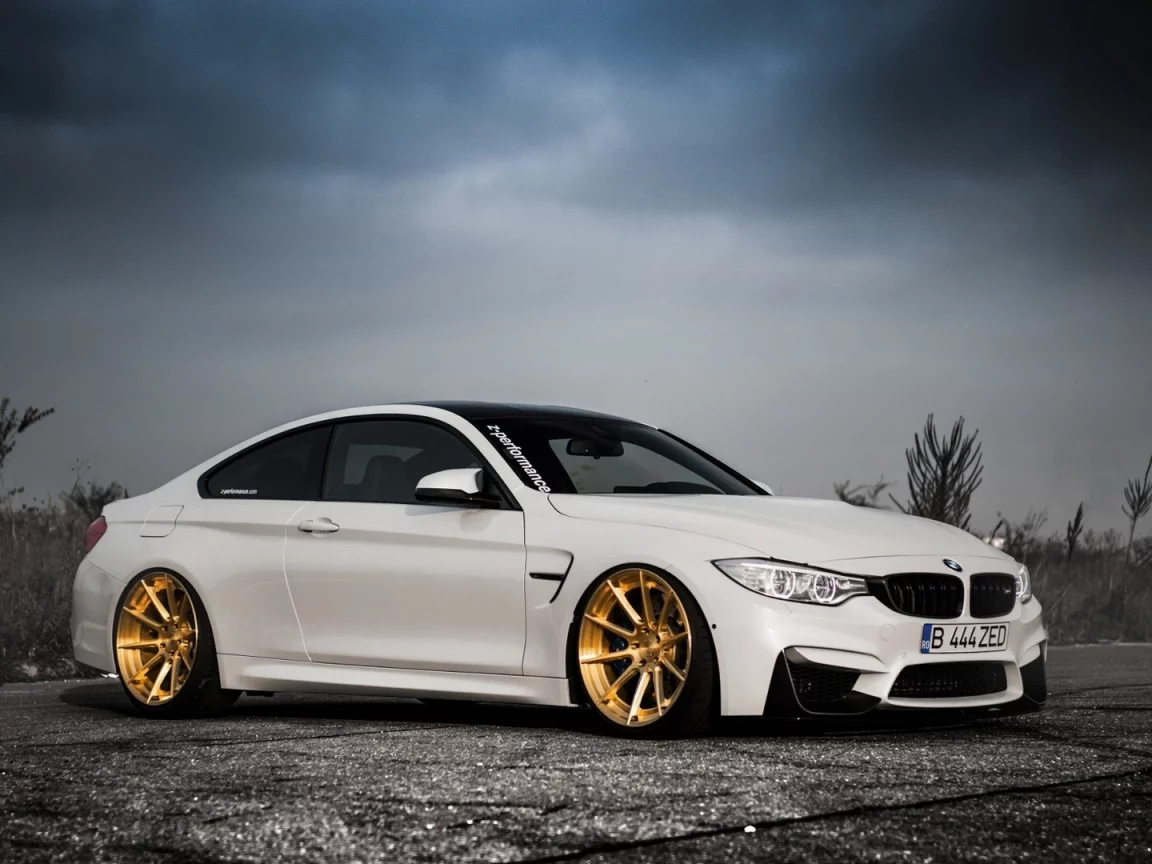 бэха, BMW, тачуха, крутизна, скорость, тучи