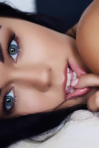 девушка, губы, macy b, глаза, волосы, брови, плечи, брюнетка