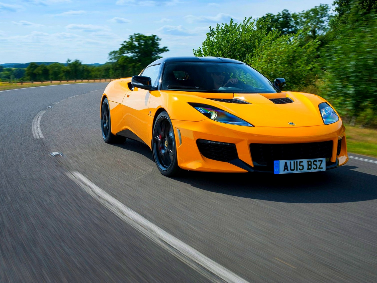 Машина Lotus Evora