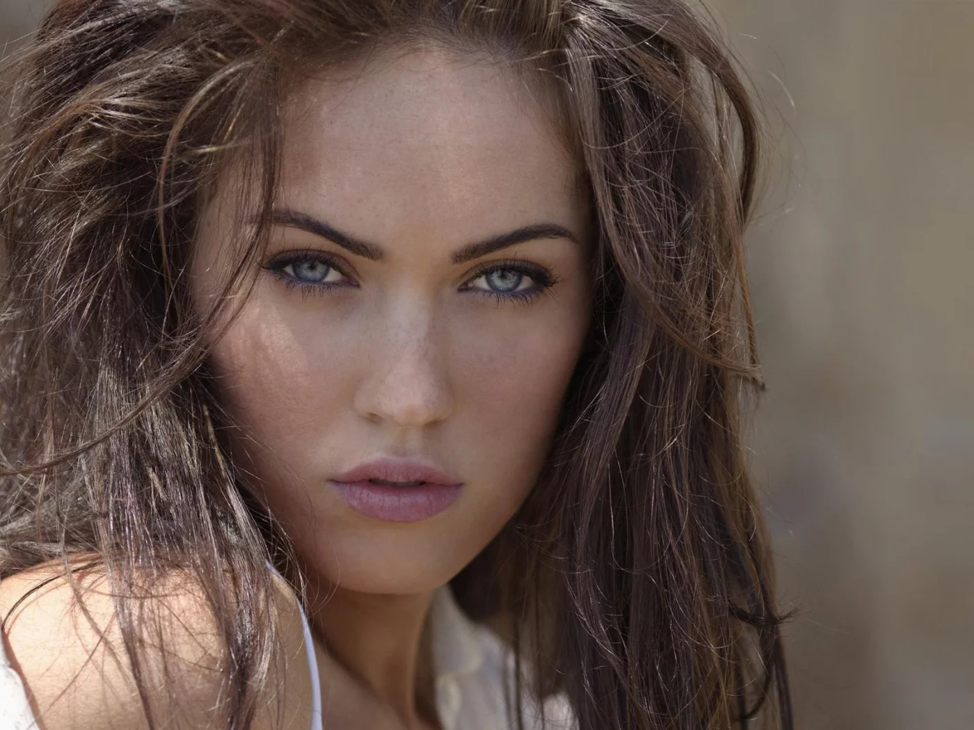 голубые глаза, веснушки, лицо, megan fox, меган фокс