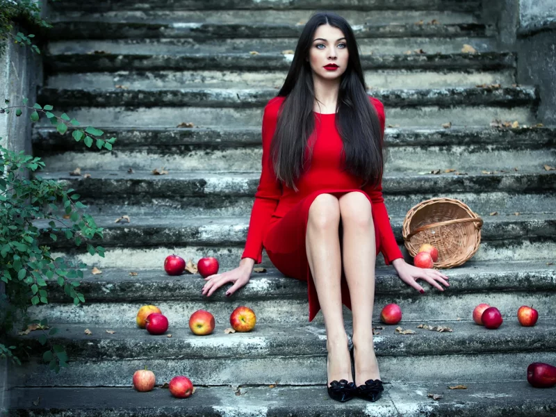 девушка, корзинка, яблоки