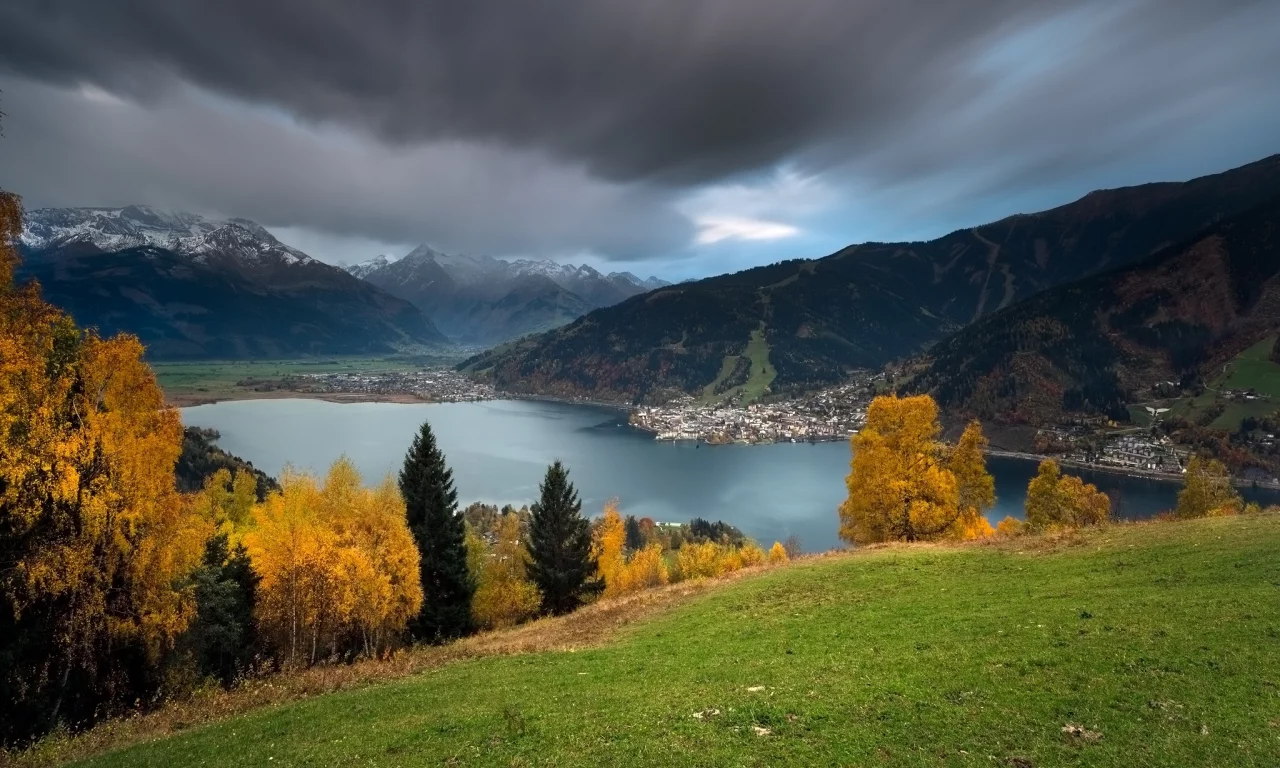 Lake Zell, Zell am See, Austria, Alps, озеро Целлер Зее, Целль-ам-Зее, Австрия, Альпы, озеро, горы, осень, деревья, панорама