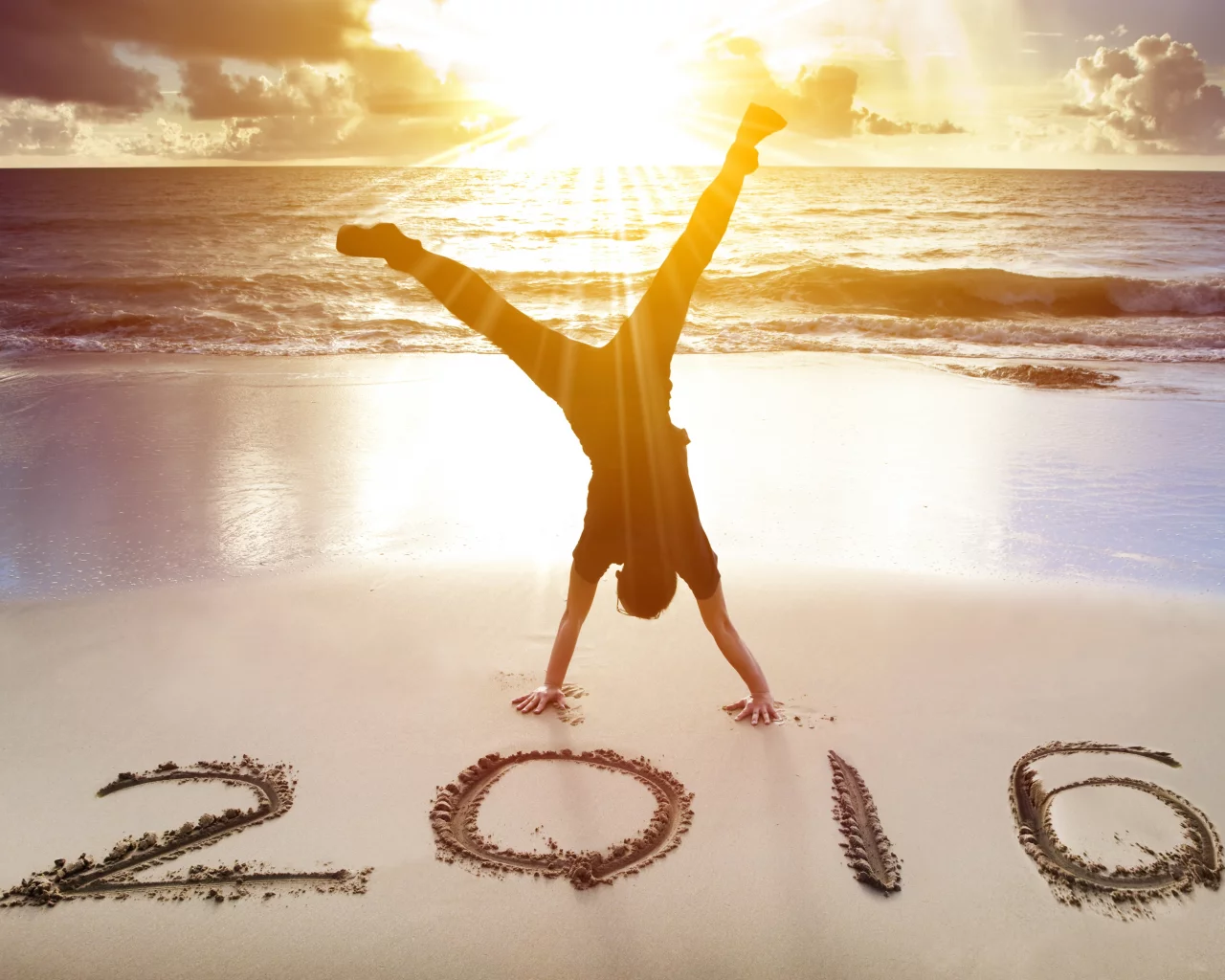 2016, новый год, новогодние обои, надпись на песке, теллые края