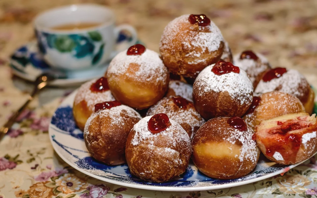 пончики, сладость, джем, десерт