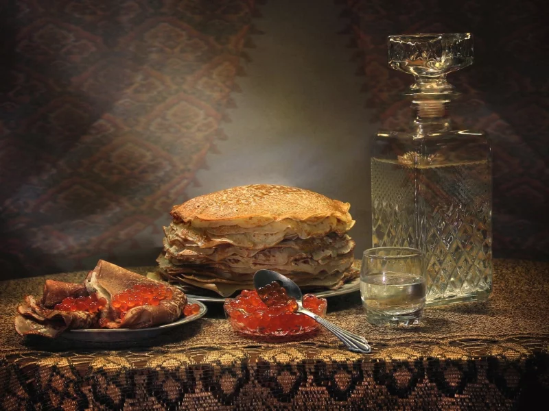 блины, икра, графин, водка