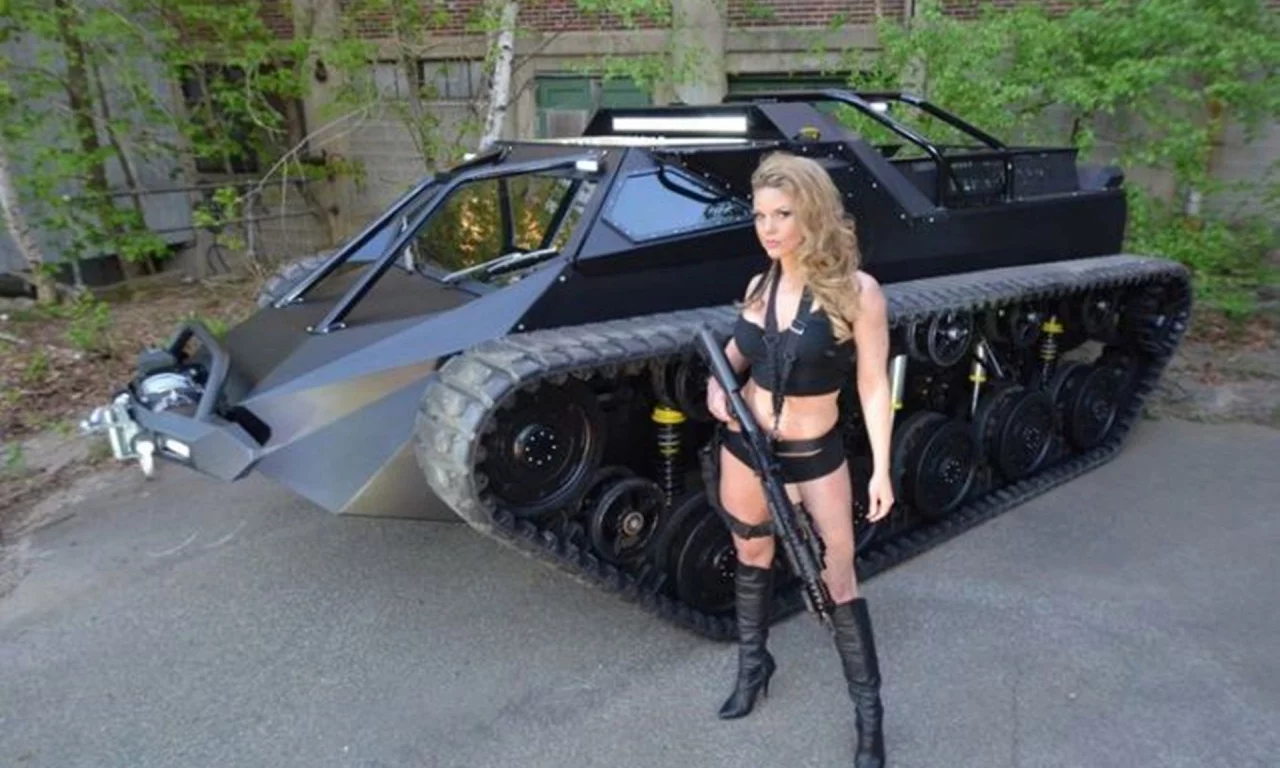 дева, гусеничный, вездеход, ripsaw ev2, созданный американской компанией, howe howe