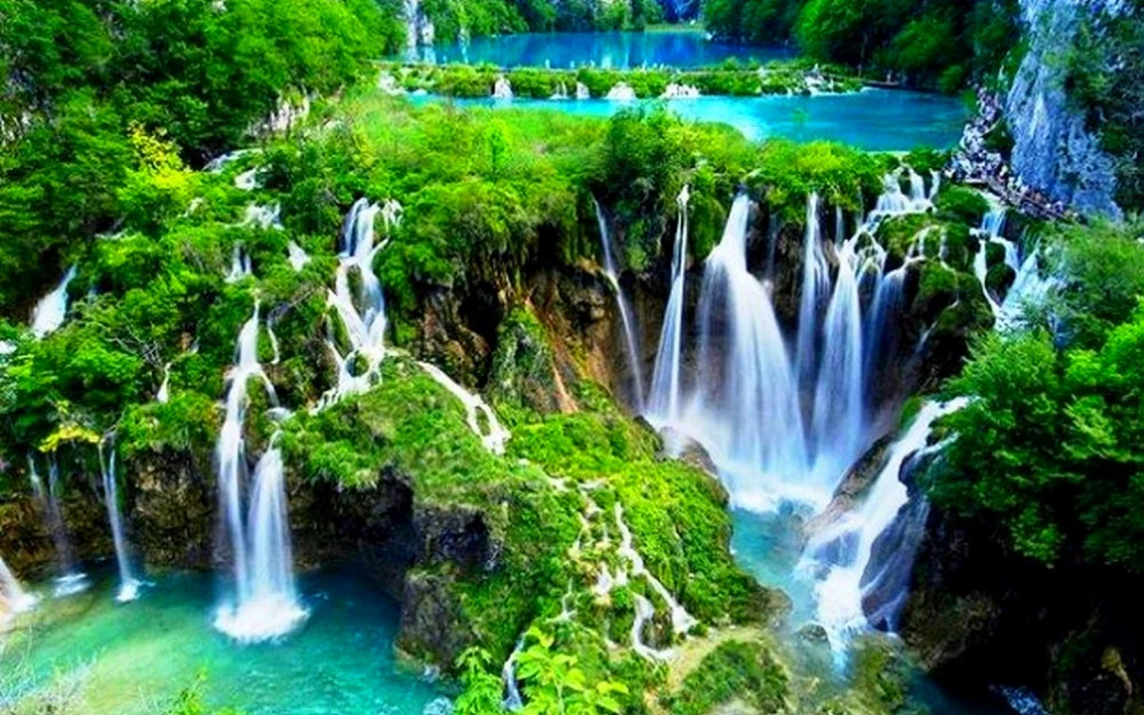 водопады, горы, красота